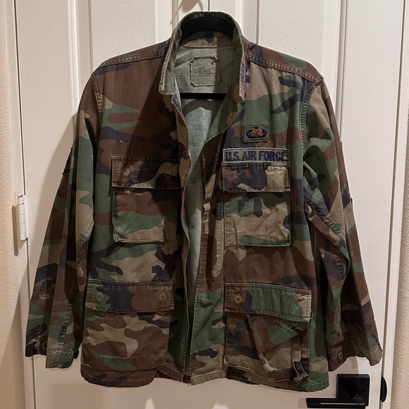 Jackets & Blazers - Vintage Camo Jacket